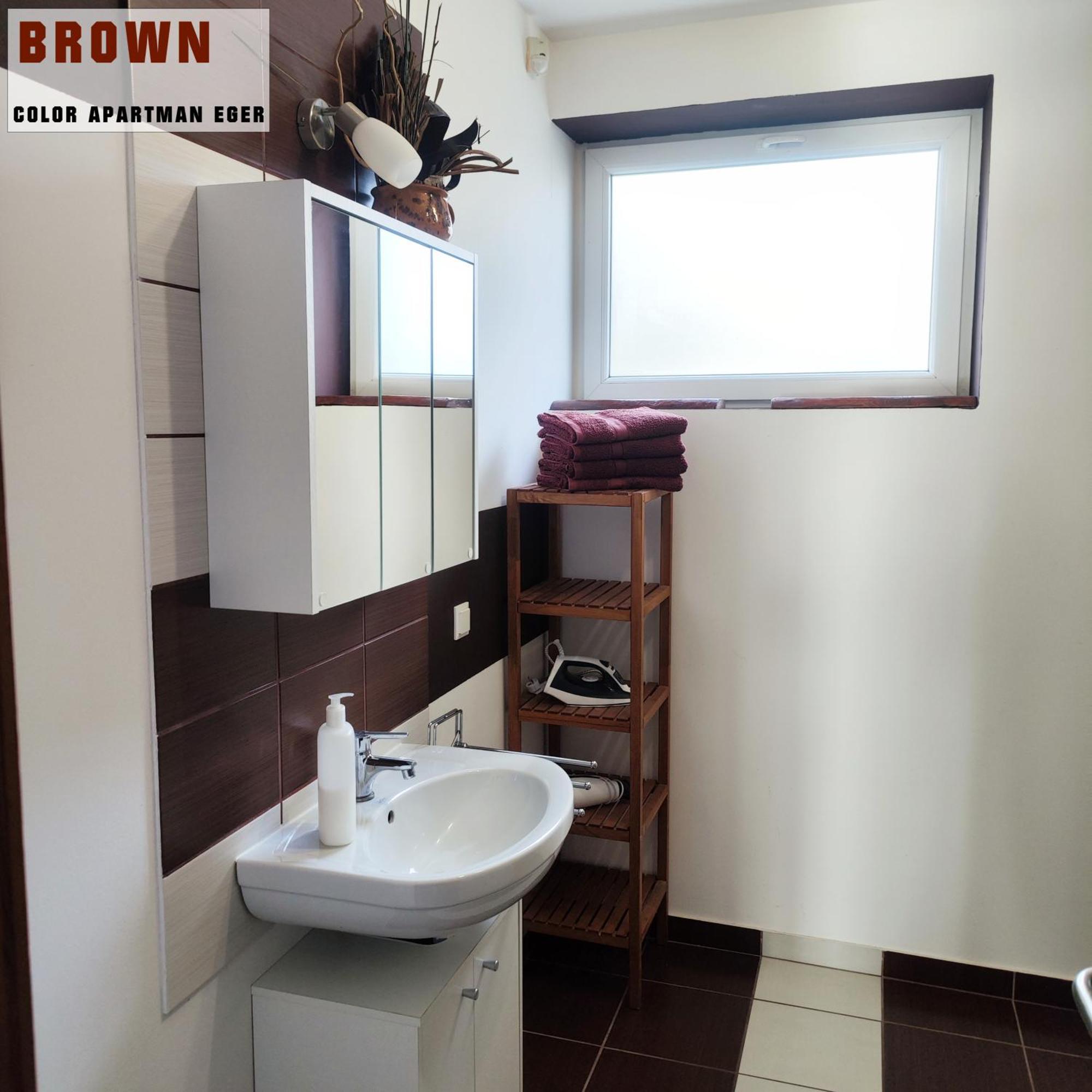 Color Apartmanok Έγκερ Εξωτερικό φωτογραφία