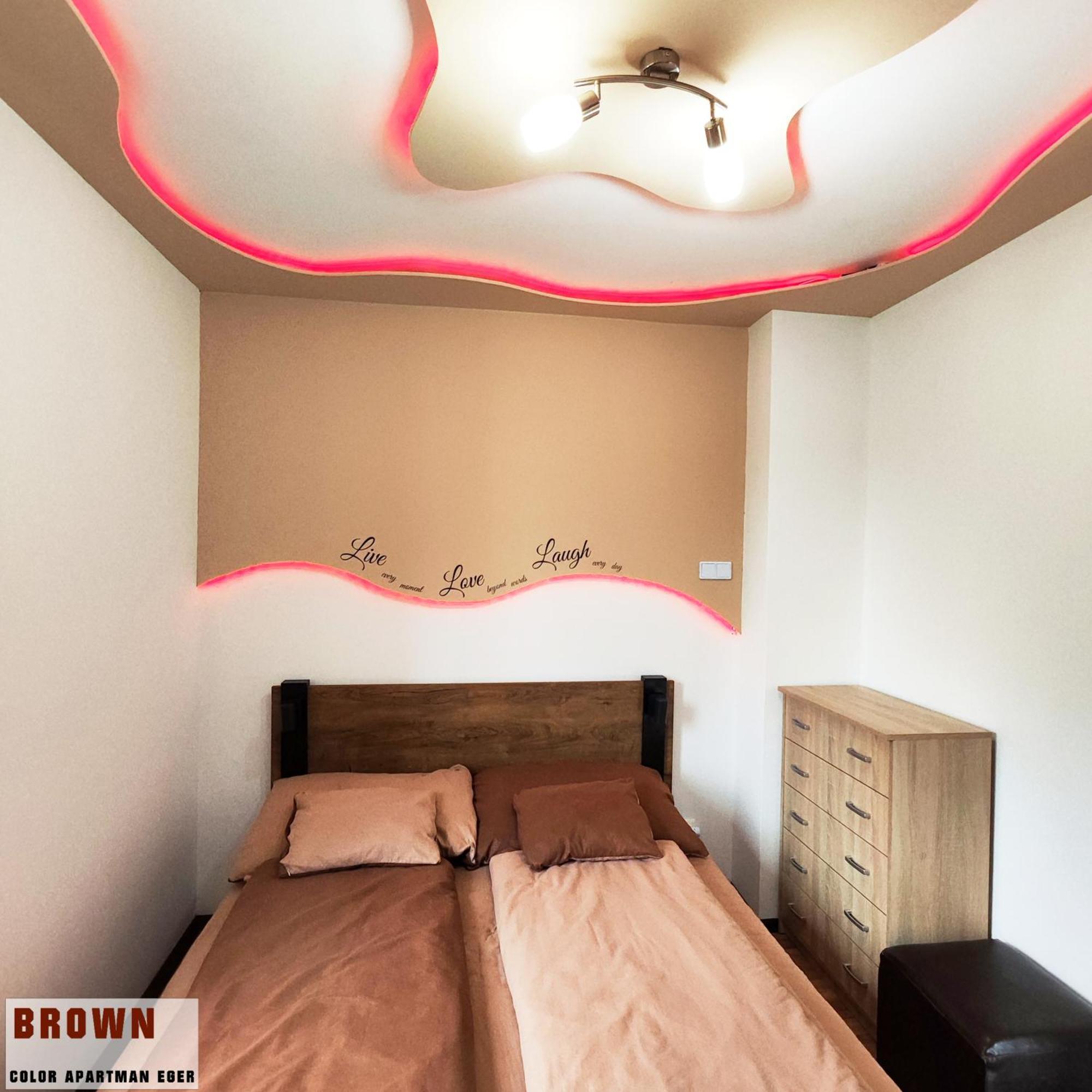 Color Apartmanok Έγκερ Εξωτερικό φωτογραφία